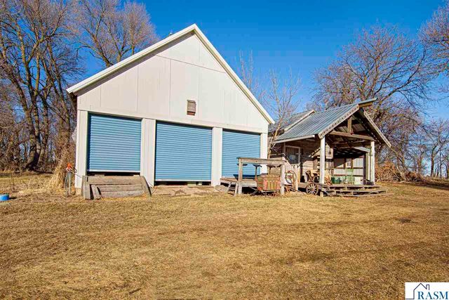 12141 Tripp Avenue, Dundee, MN 56131