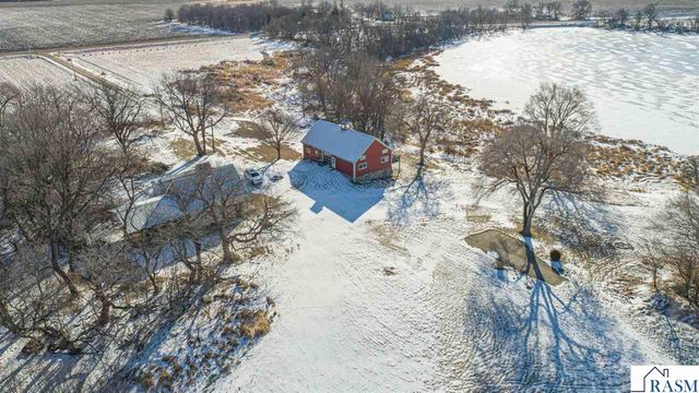 12141 Tripp Avenue, Dundee, MN 56131