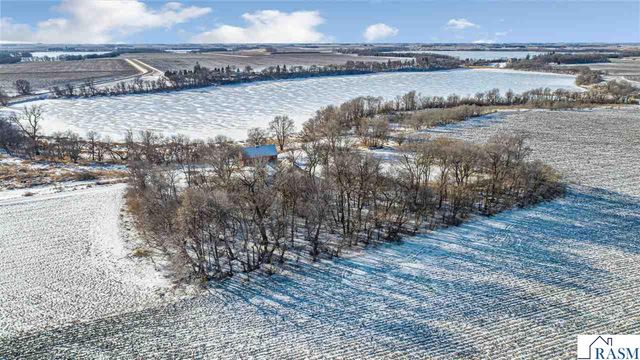 12141 Tripp Avenue, Dundee, MN 56131