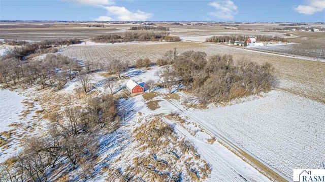 12141 Tripp Avenue, Dundee, MN 56131