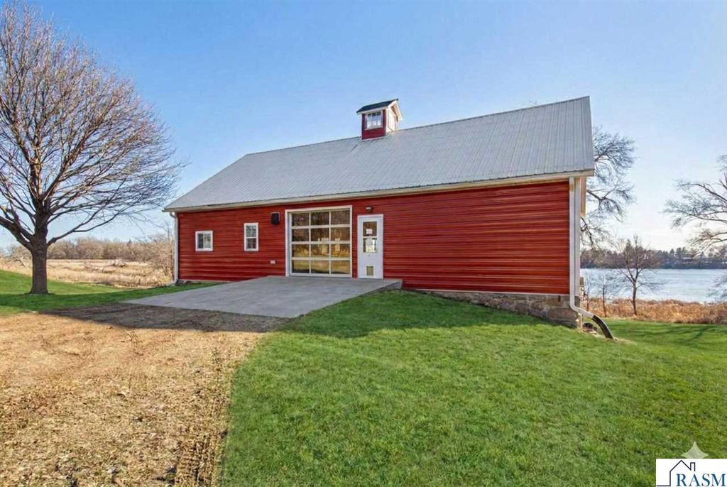 12141 Tripp Avenue, Dundee, MN 56131