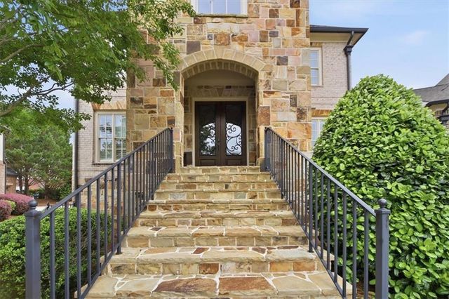 5869 Chickasaw Lane, Braselton, GA 30517