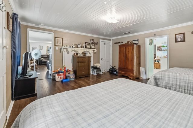 3808 Little Indian Creek Road, Woodbine, KY 40771
