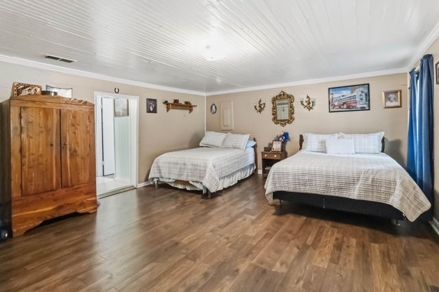 3808 Little Indian Creek Road, Woodbine, KY 40771