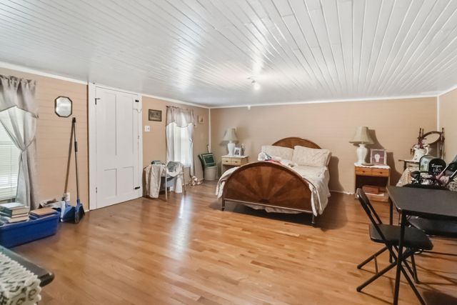 3808 Little Indian Creek Road, Woodbine, KY 40771