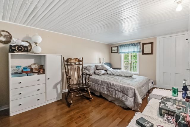 3808 Little Indian Creek Road, Woodbine, KY 40771