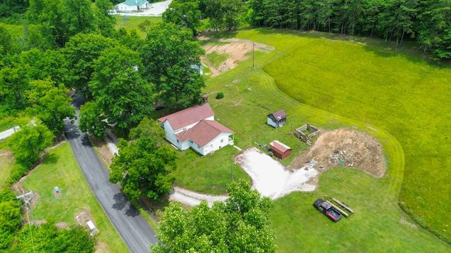 3808 Little Indian Creek Road, Woodbine, KY 40771