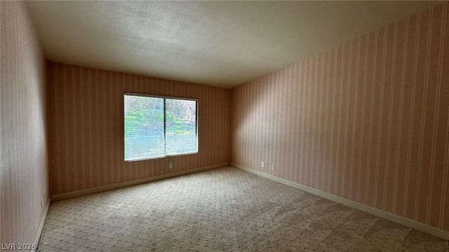 3025 Harborside Drive, Las Vegas, NV 89117