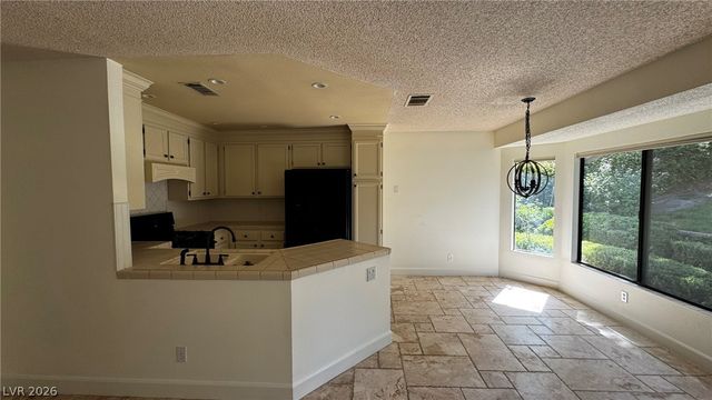 3025 Harborside Drive, Las Vegas, NV 89117