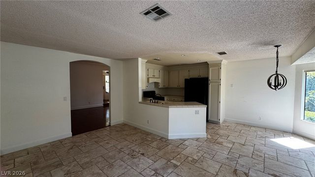 3025 Harborside Drive, Las Vegas, NV 89117