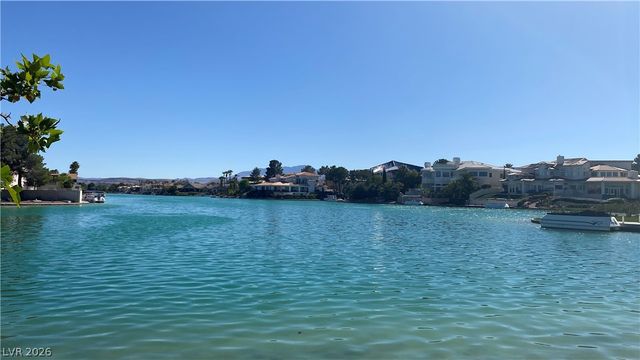 3025 Harborside Drive, Las Vegas, NV 89117