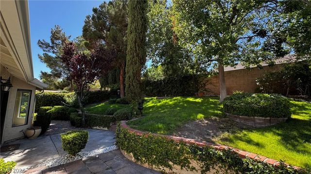3025 Harborside Drive, Las Vegas, NV 89117