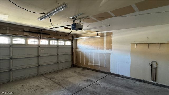 3025 Harborside Drive, Las Vegas, NV 89117