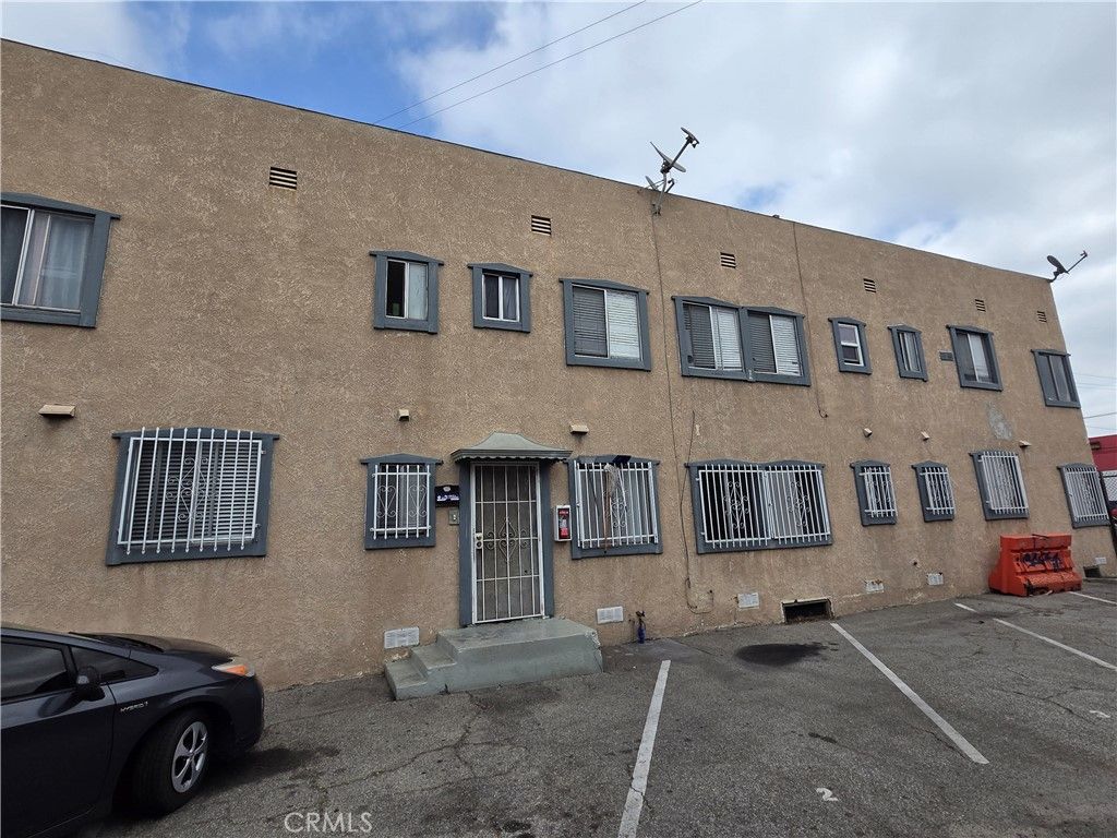 Image 1 of property listing at 1561 W Pacific Coast, Long Beach, CA 90810