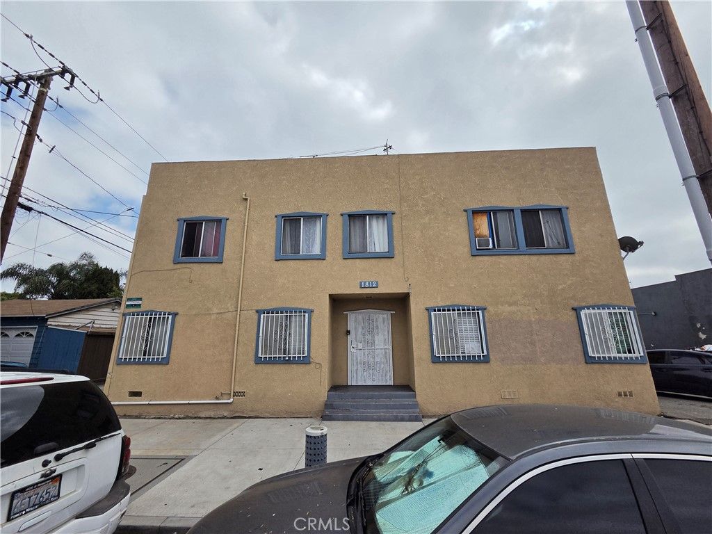 Image 2 of property listing at 1561 W Pacific Coast, Long Beach, CA 90810
