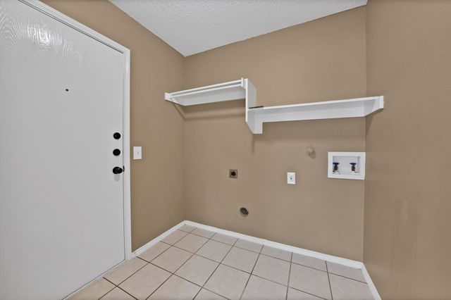 115 Walnut Drive, Seagoville, TX 75159