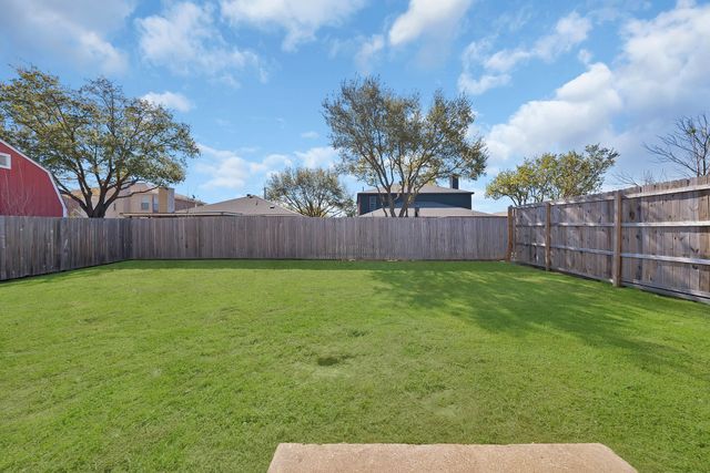 115 Walnut Drive, Seagoville, TX 75159