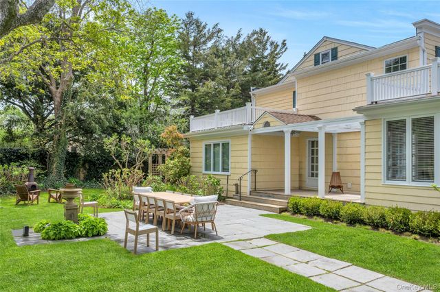 244 N Main Street, Southampton, NY 11968