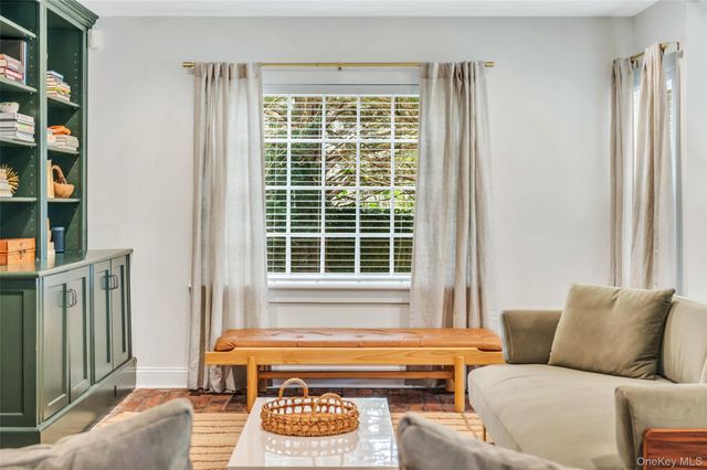 244 N Main Street, Southampton, NY 11968