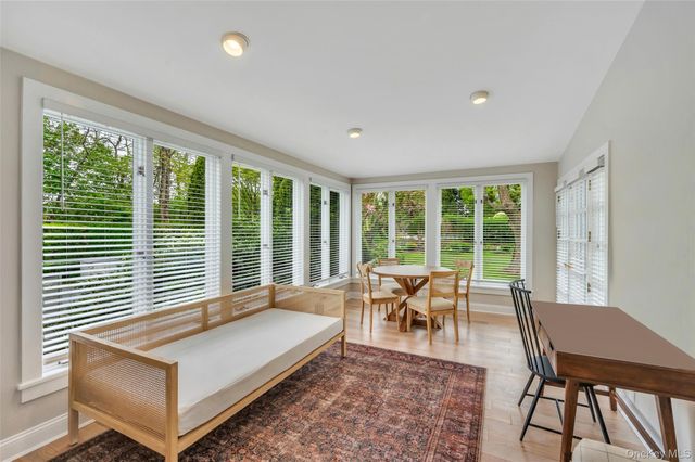 244 N Main Street, Southampton, NY 11968
