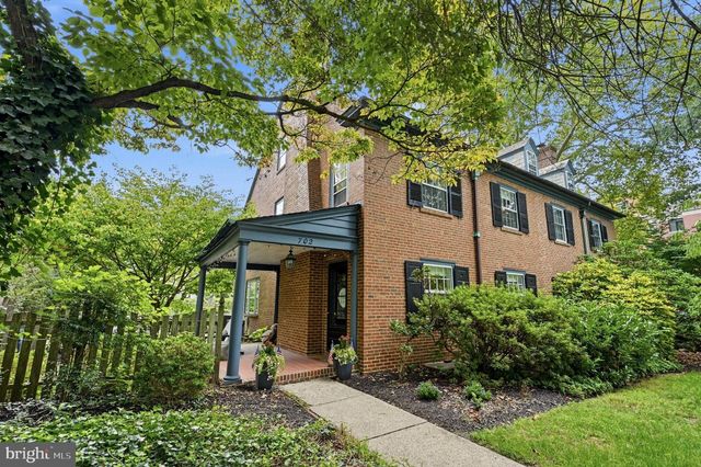 702 GREENHILL AVE, Wilmington, DE 19805