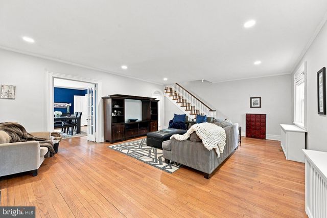 702 GREENHILL AVE, Wilmington, DE 19805