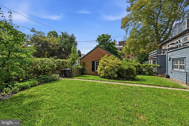 702 GREENHILL AVE, Wilmington, DE 19805