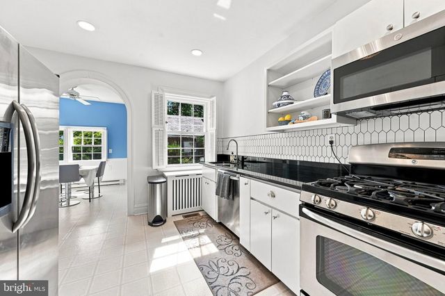 702 GREENHILL AVE, Wilmington, DE 19805