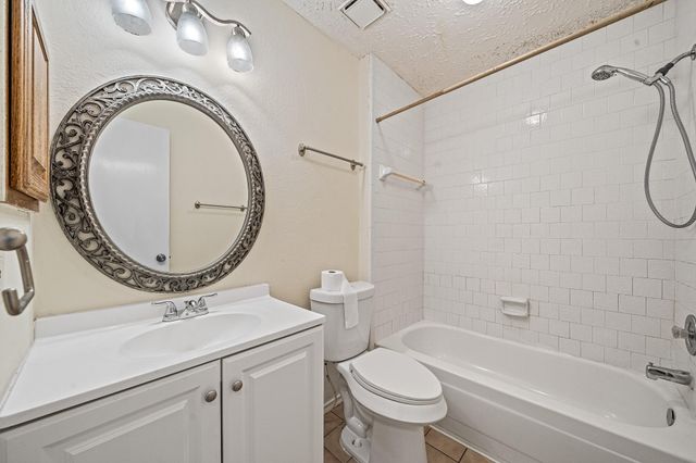 18123 Lake Bend Drive, Houston, TX 77084