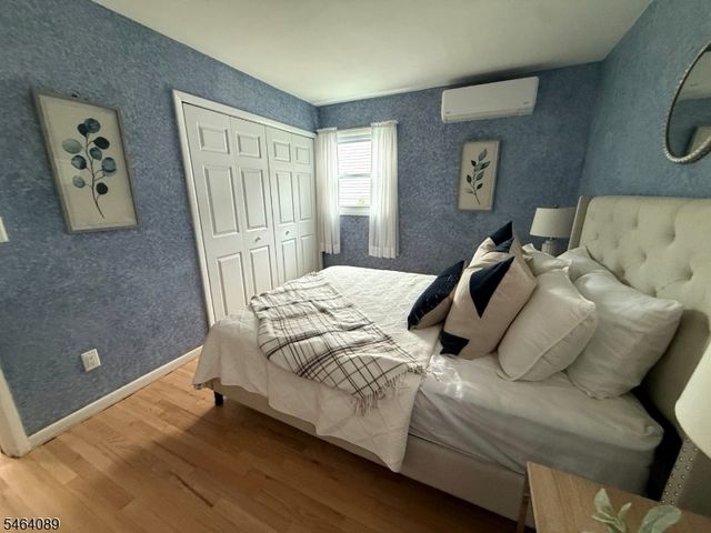 21 Mcguire St, Woodbridge Twp., NJ 08840