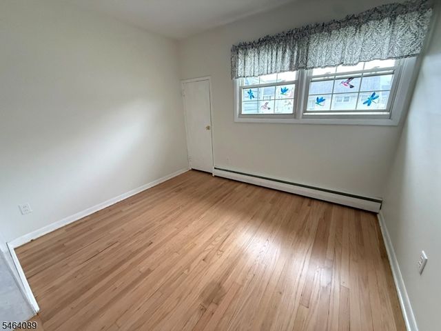 21 Mcguire St, Woodbridge Twp., NJ 08840