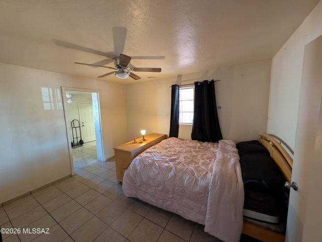 5631 E 1st Street, Tucson, AZ 85711