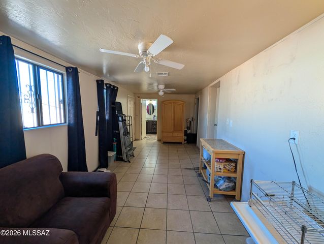 5631 E 1st Street, Tucson, AZ 85711