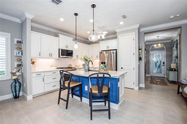 17999 FRANKLIN PARK COURT, Venice, FL 34293
