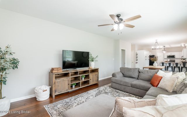 4604 Morgan Place Blvd, La Grange, KY 40031