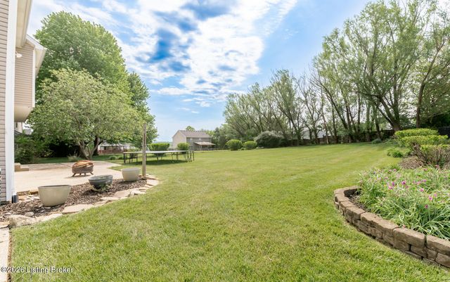 4604 Morgan Place Blvd, La Grange, KY 40031