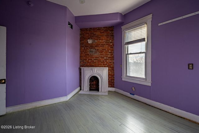 132 Stoll Ave, Louisville, KY 40206