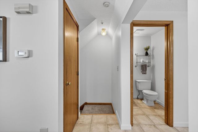 620 Hackett Hill Road, Manchester, NH 03102