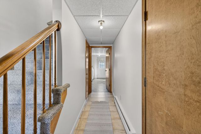 620 Hackett Hill Road, Manchester, NH 03102