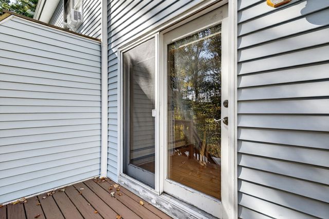 620 Hackett Hill Road, Manchester, NH 03102