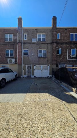 10531 63rd Avenue, Forest Hills, NY 11375