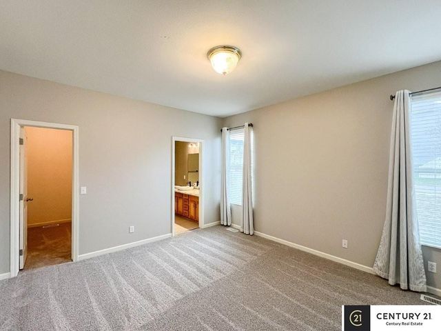 14860 Grebe Street, Bennington, NE 68007