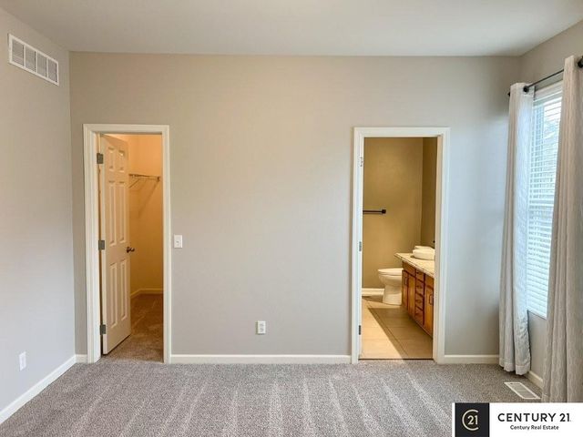 14860 Grebe Street, Bennington, NE 68007