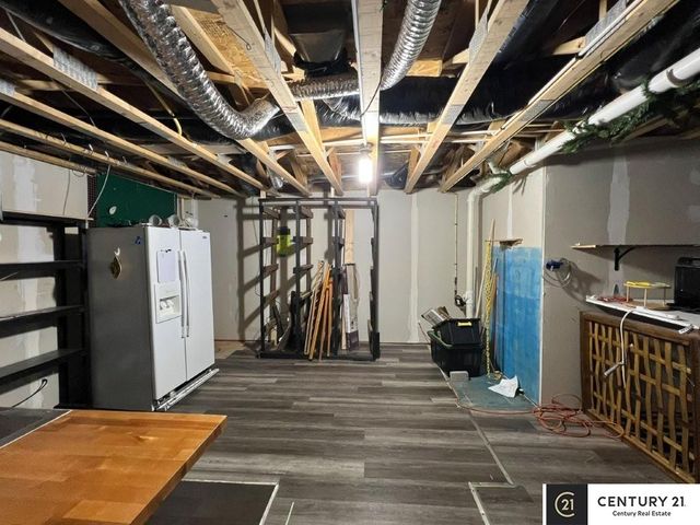 14860 Grebe Street, Bennington, NE 68007