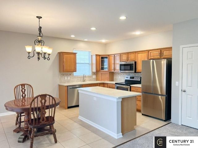 14860 Grebe Street, Bennington, NE 68007