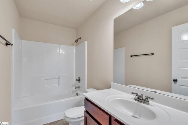 416 Sunnybrook Lane, Greer, SC 29650