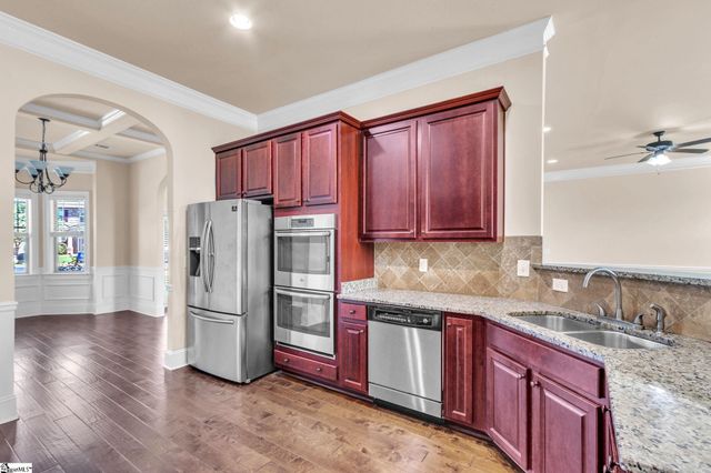 416 Sunnybrook Lane, Greer, SC 29650