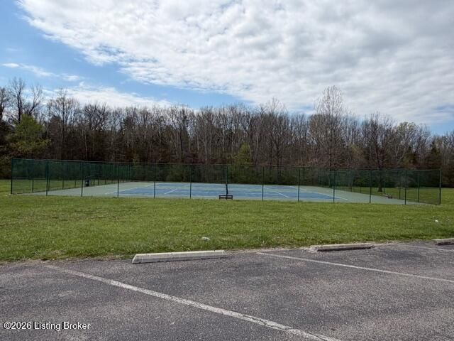 6311 Breeze Hill Rd, Crestwood, KY 40014