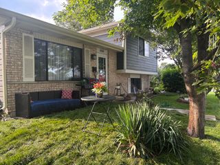 6282 Kit Carson Drive 6282, Hanover Park, IL 60133