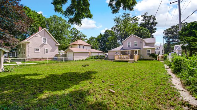 406 C Street, La Porte, IN 46350